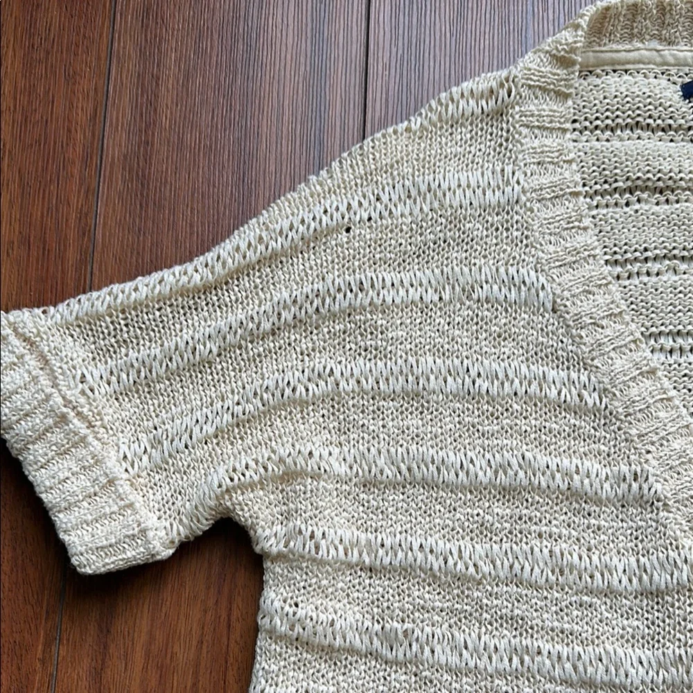 👧🏻👧🏻NWOT GAP Cream Sweater Soft Knit Top👧🏻👧🏻